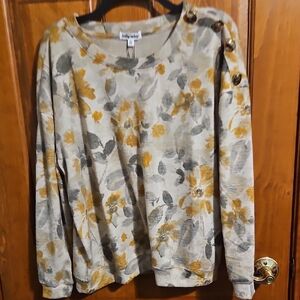 Kathy Ireland Tan and Gray Knit Top